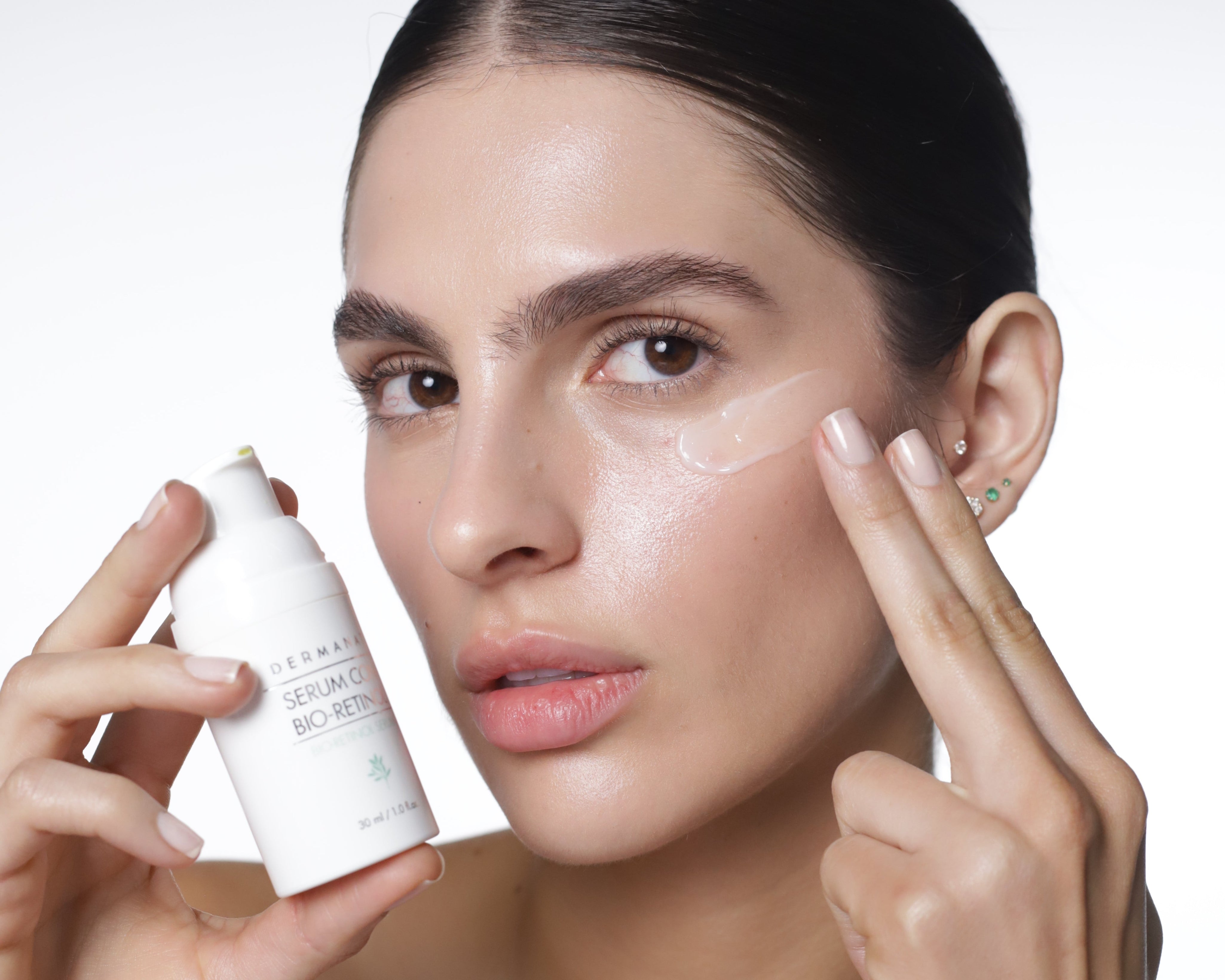 Sérum Bioretinol: el secreto para una piel rejuvenecida sin irritación