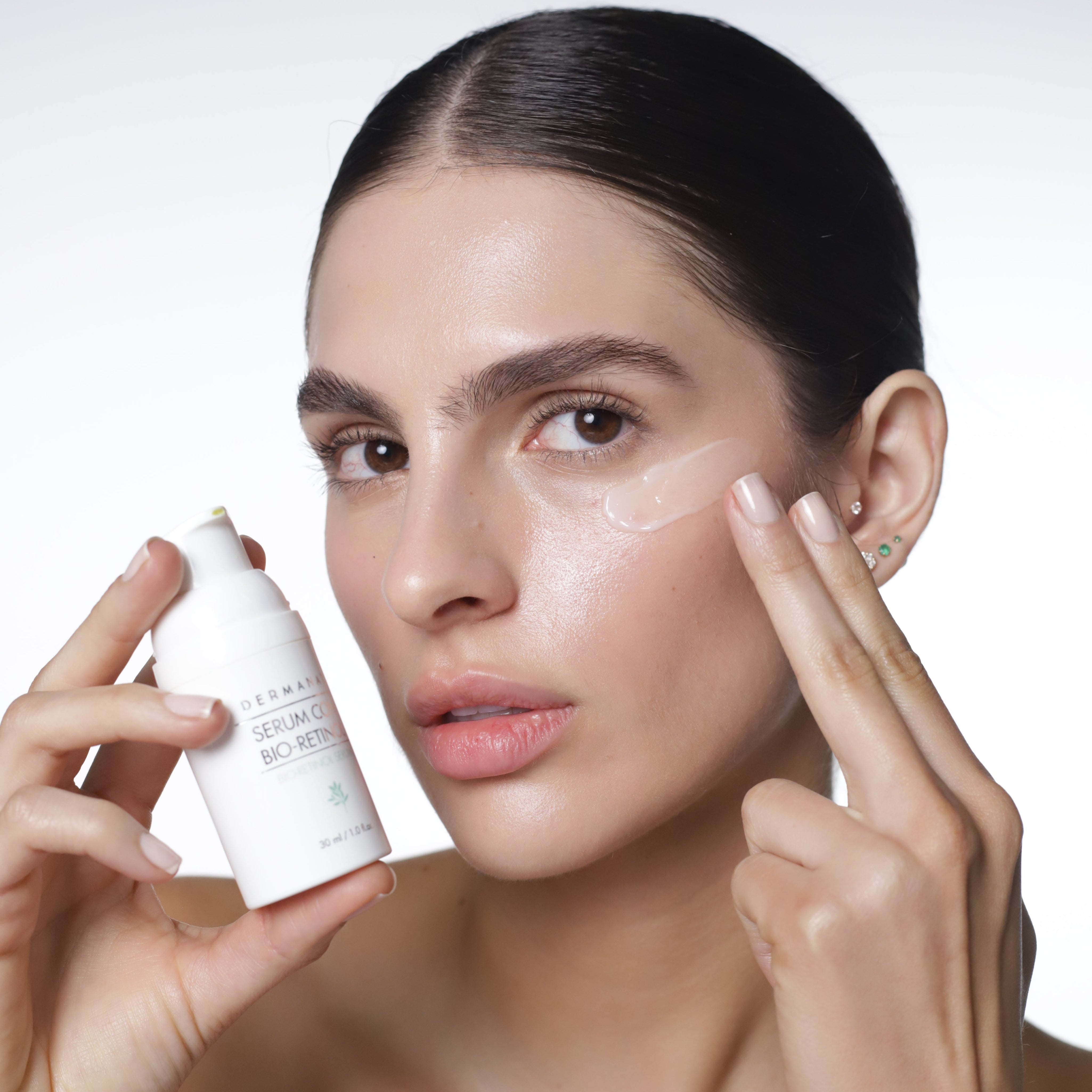 Sérum Bioretinol: el secreto para una piel rejuvenecida sin irritación