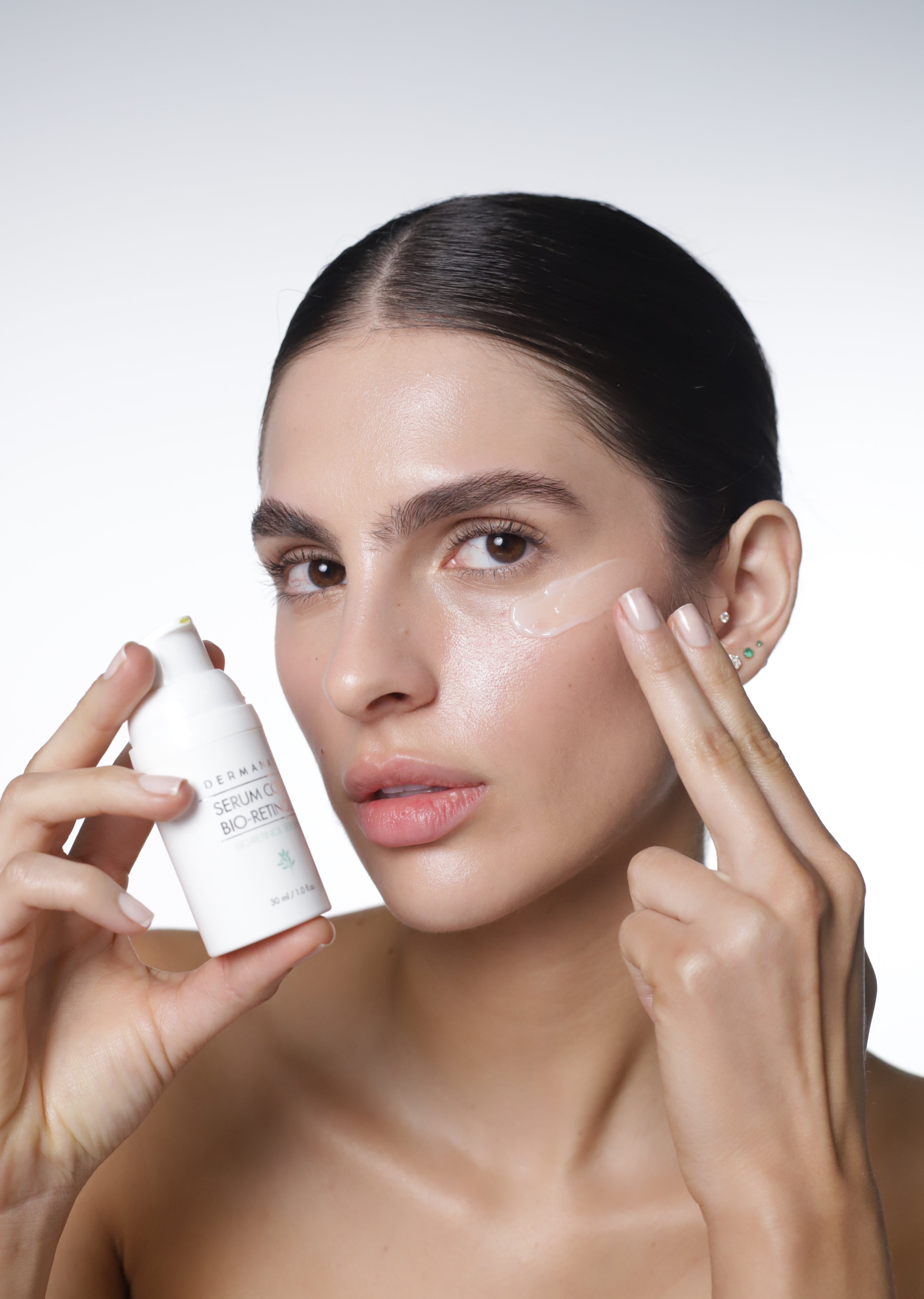 Sérum Bioretinol: el secreto para una piel rejuvenecida sin irritación