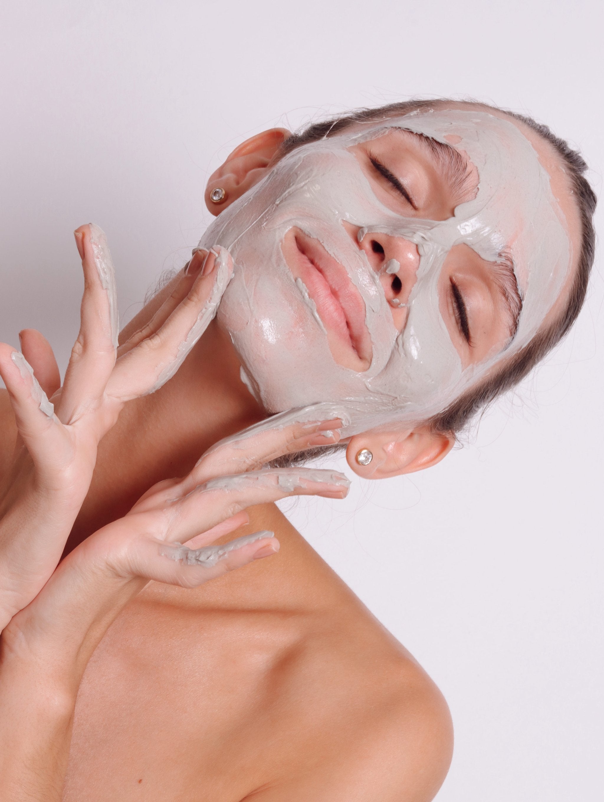 Clay mask con modelo