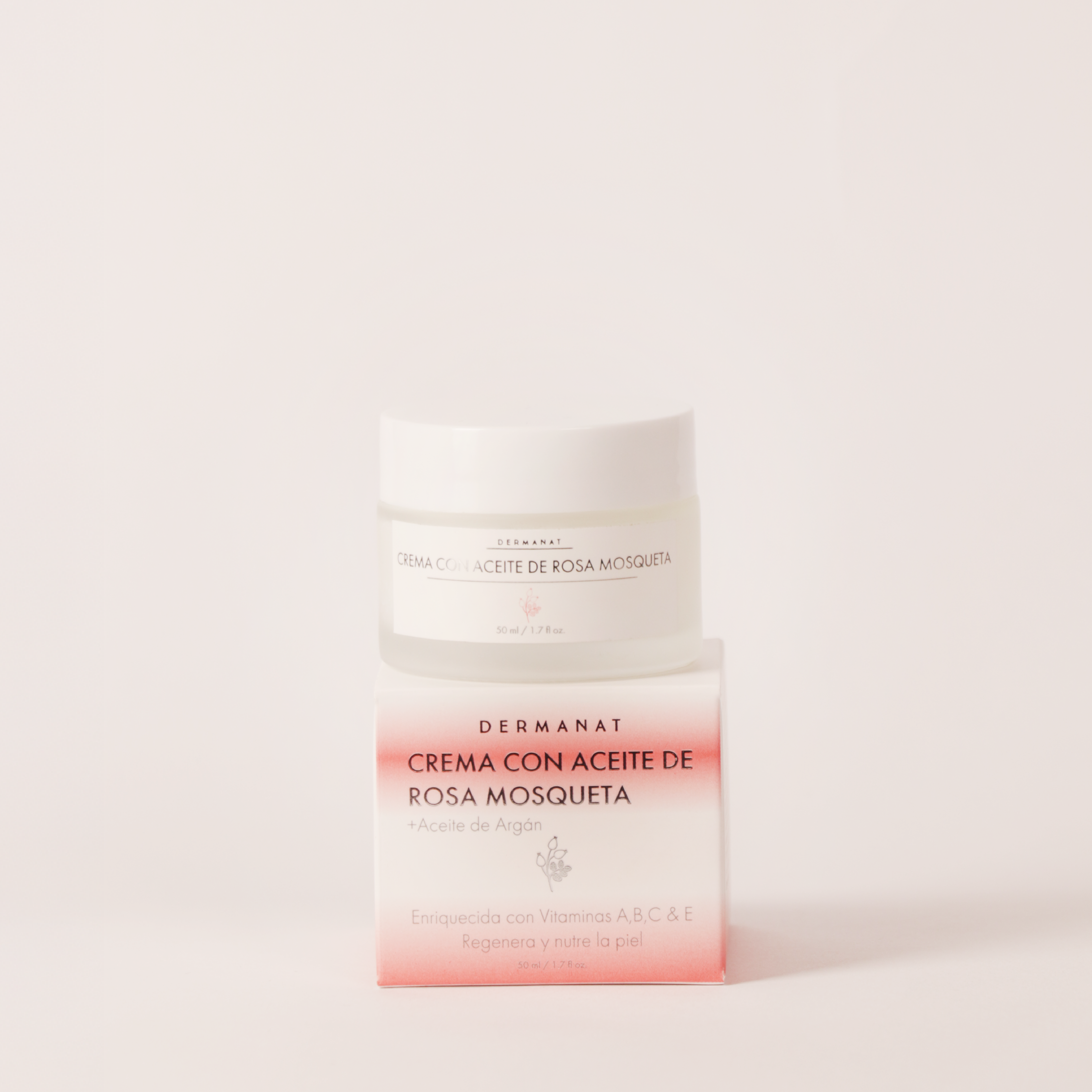 Crema con aceite de rosa mosqueta con empaque
